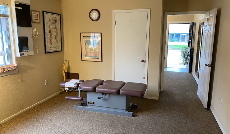 treatment room of True Chiropractic